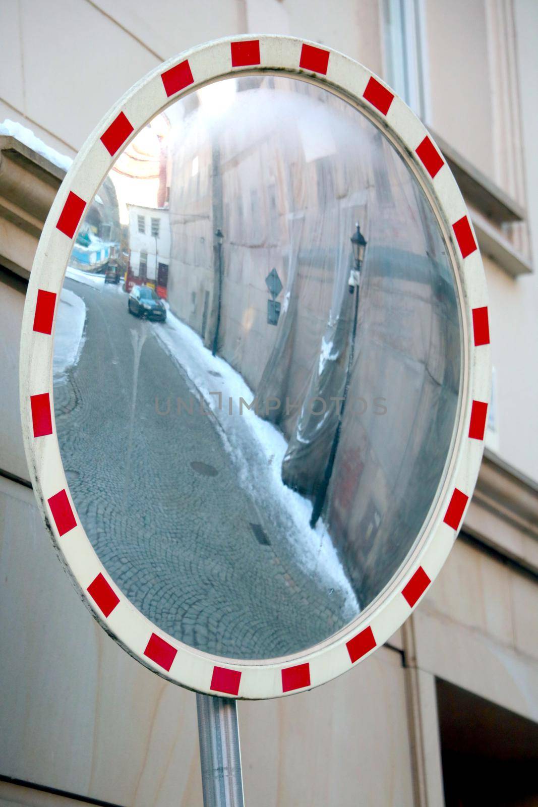 Round road mirror with reflective edging. Allows you to expand your view, reduce the likelihood of an accident and make it easier to maneuver in the following areas of limited visibility