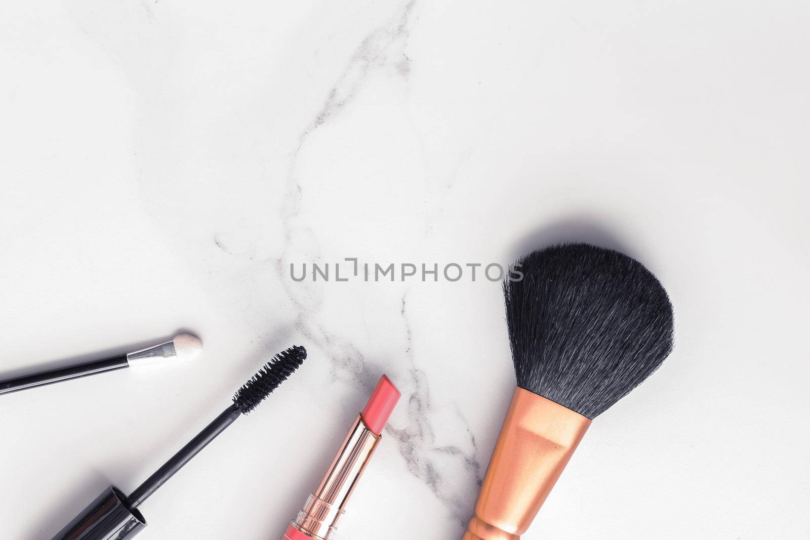 Modern feminine lifestyle, blog background and styled stock concept. Beauty and fashion inspiration - Make-up and cosmetics flatlay on marble