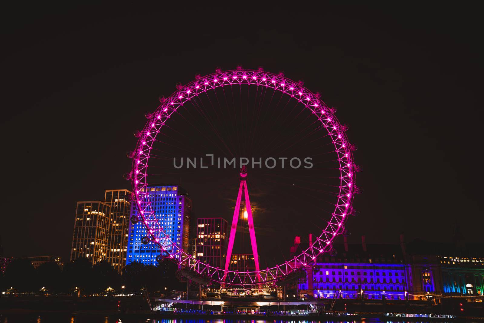 London eye at night, London by fabioxavierphotography