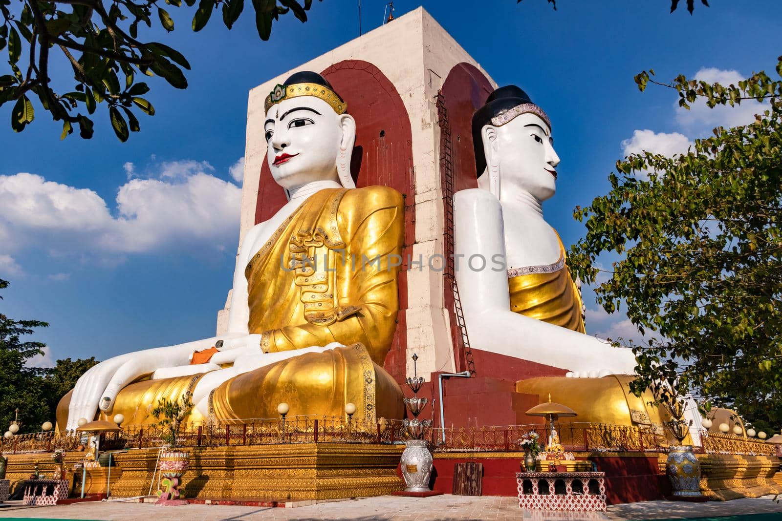 The four seated Buddha statues of Kakusandha, Konagamna, Kassapa and Gautama in the Burmese Bago