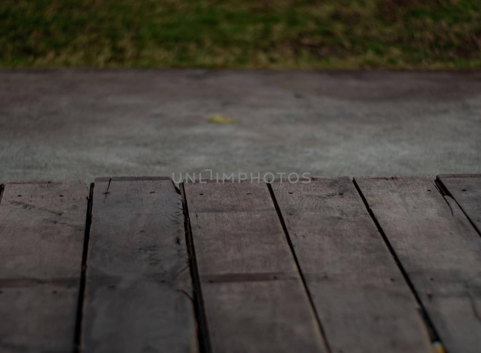 The shabby wooden terrace flooring by Satakorn