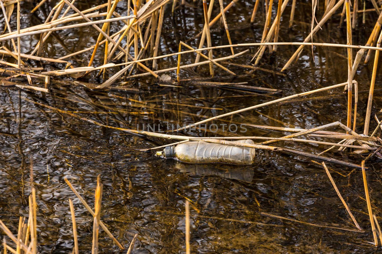 Our living space is at risk from carelessly discarded plastic consumer goods
