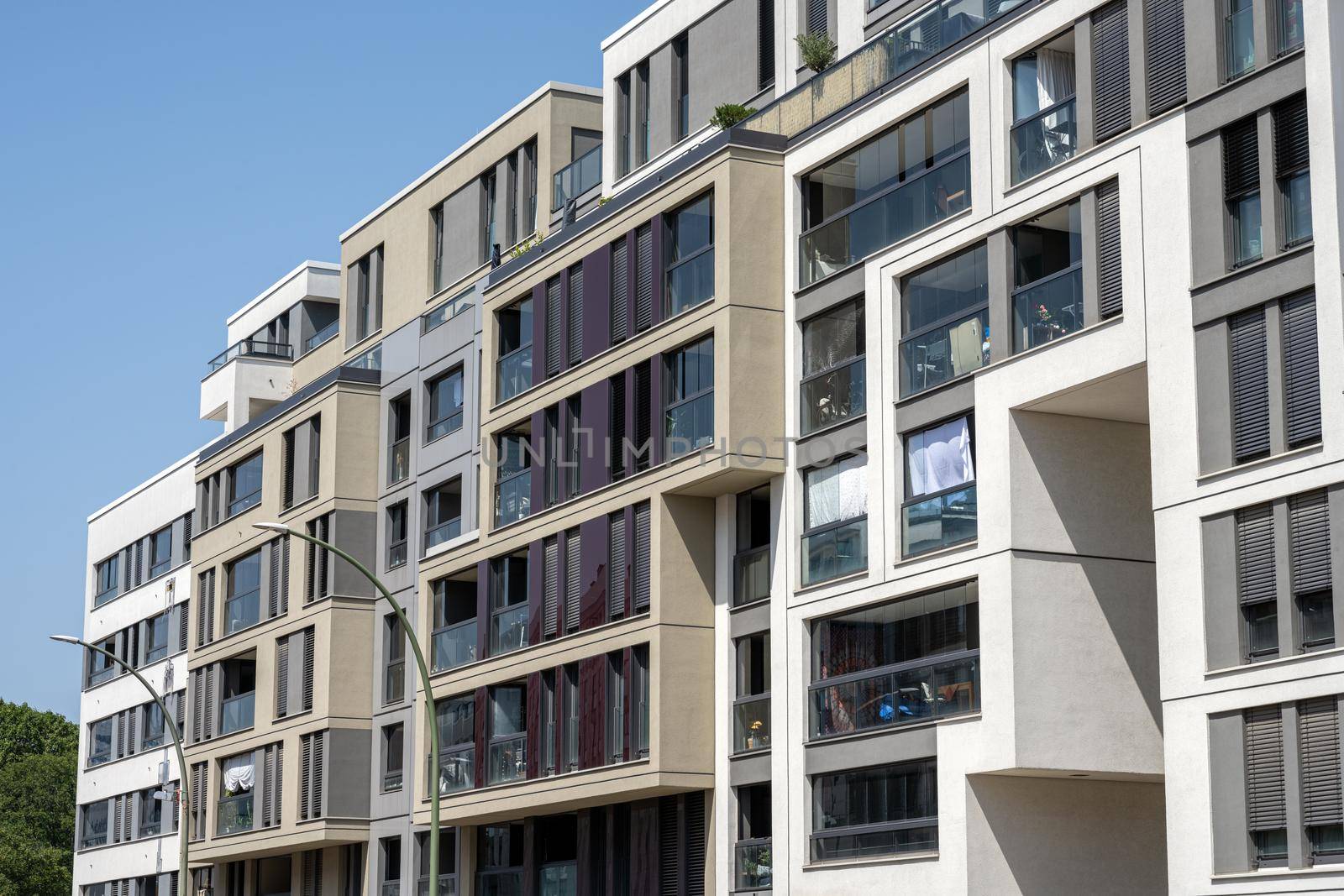 Modern apartment buildings by elxeneize