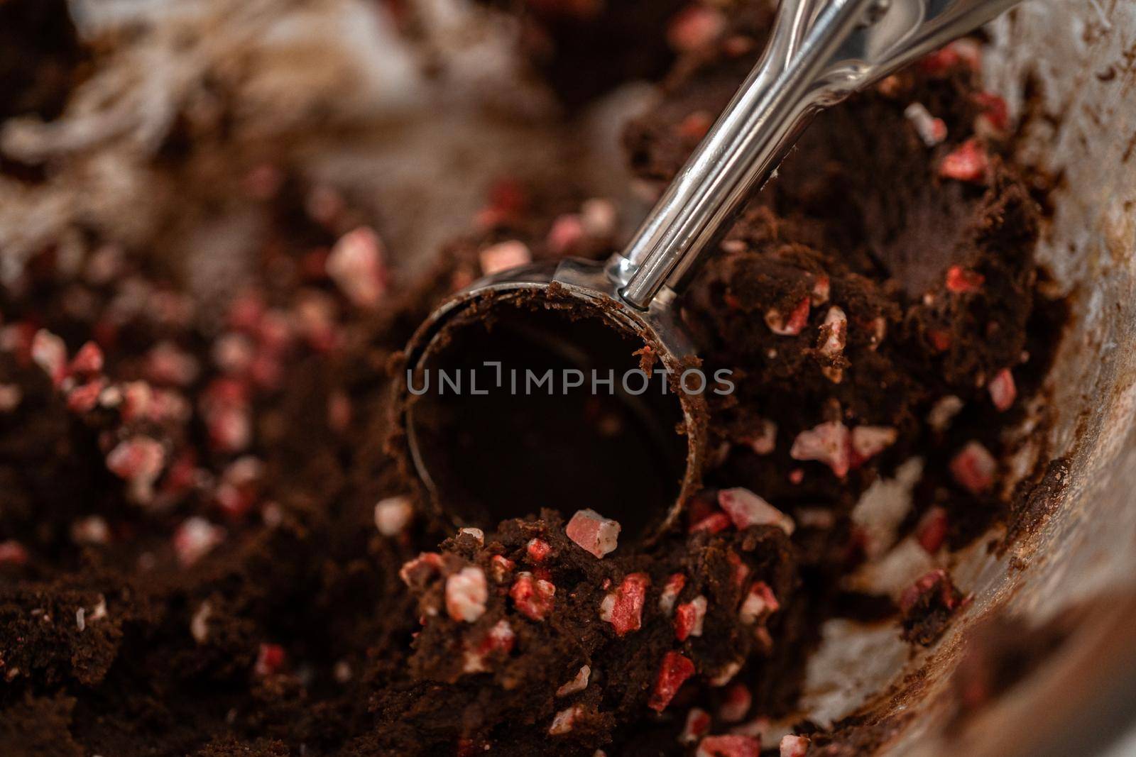 Chocolate cookies with peppermint chips by arinahabich