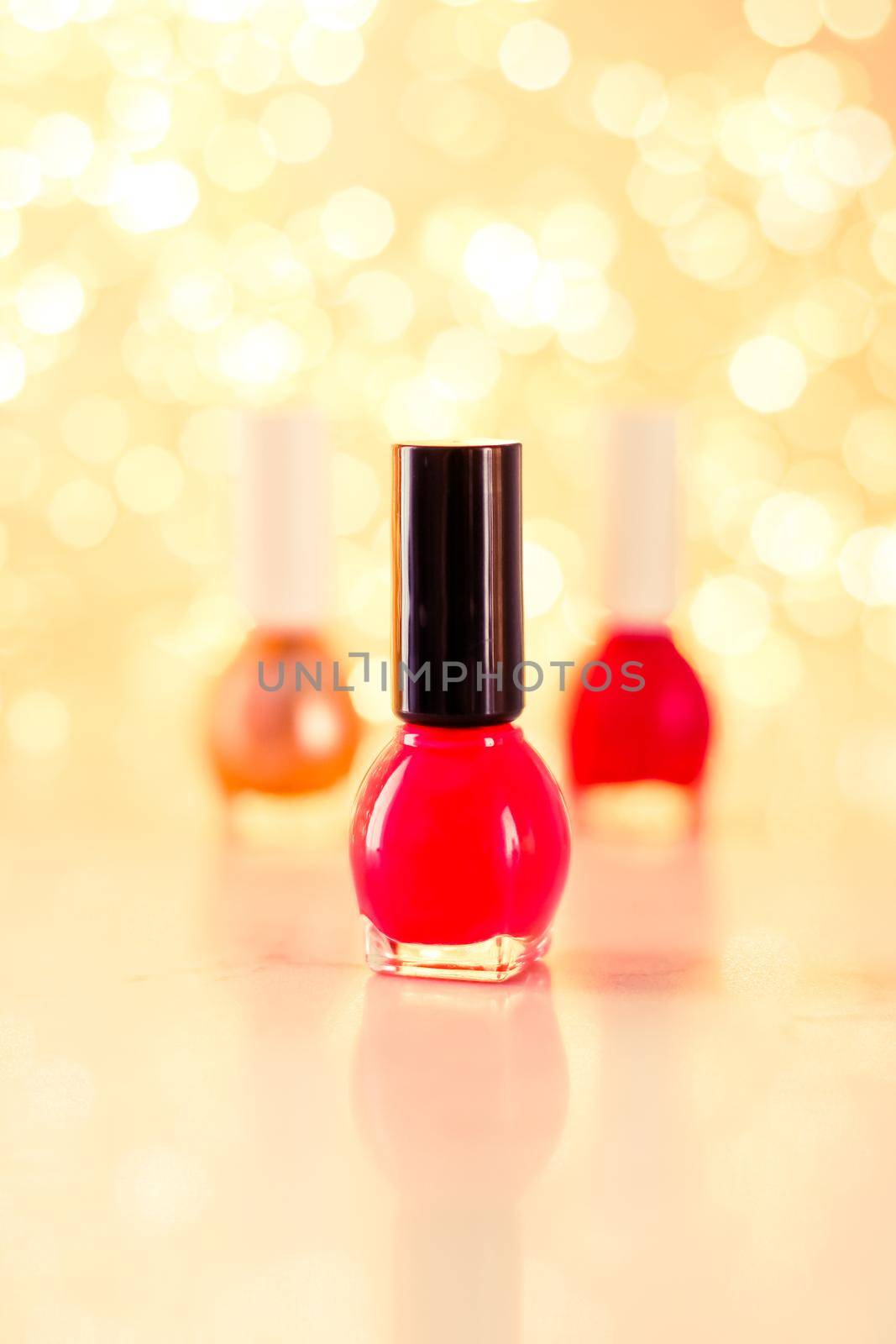 Nail polish bottles, manicure and pedicure collection by Anneleven