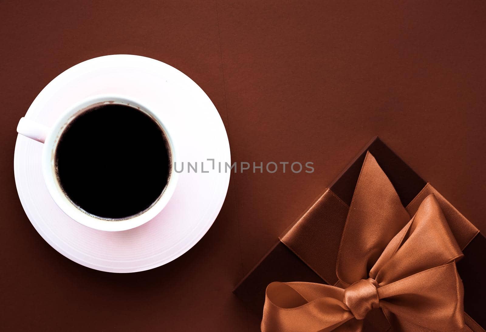 Romantic present, cafe backdrop and drink concept - Coffee cup and luxury gift box flatlay background