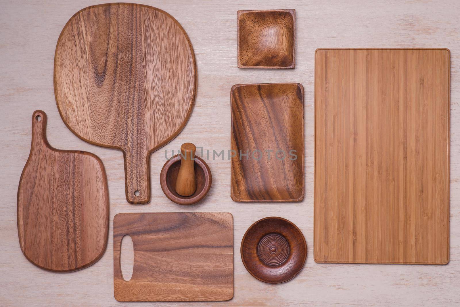Overhead view of wood utensils, Flat lay photography of wood kitchenware