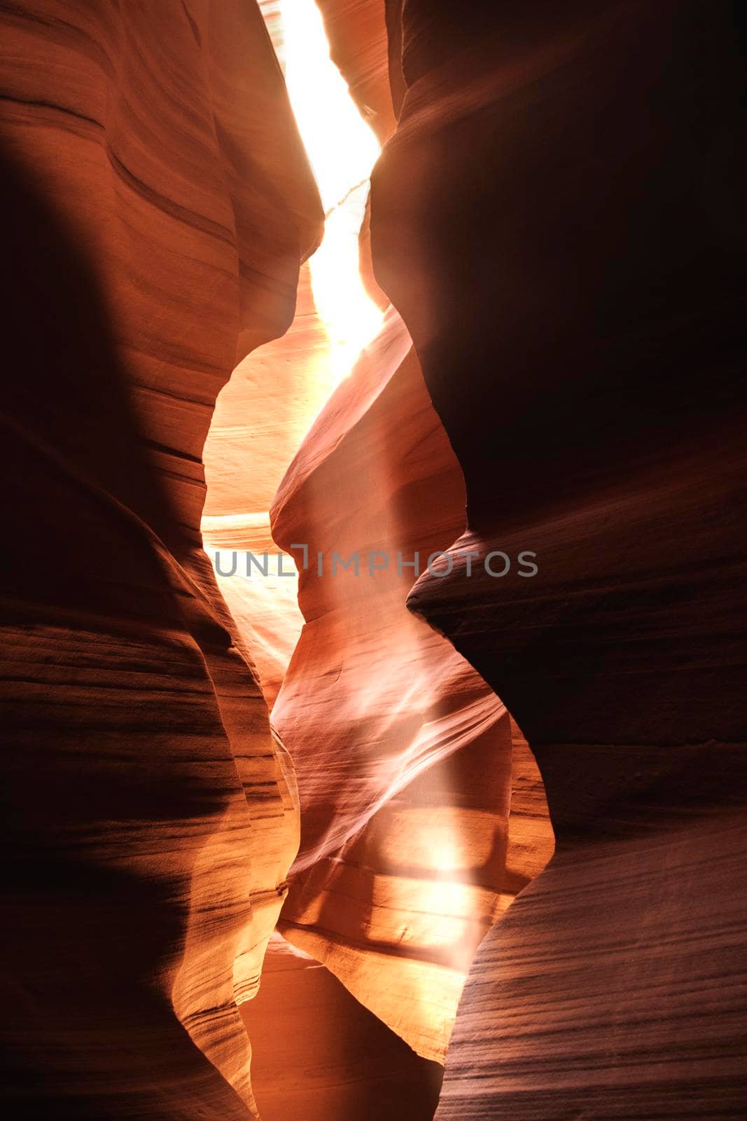 Rays of light in Antelope canyon by ValentimePix