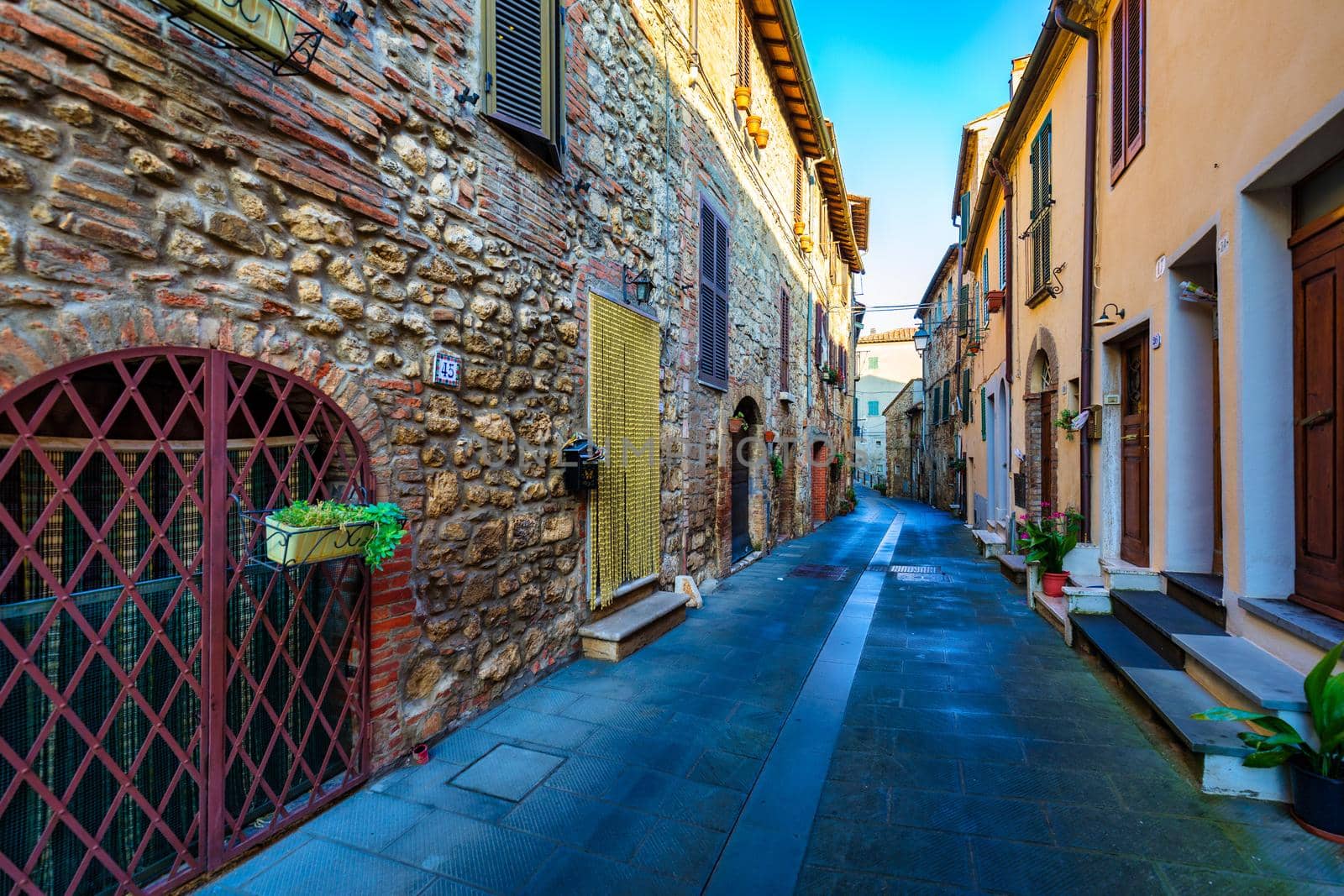 Sarteano village in Tuscany, Italy. Sarteano, the medieval castle at the top of the village. Siena, Tuscany, Italy. 