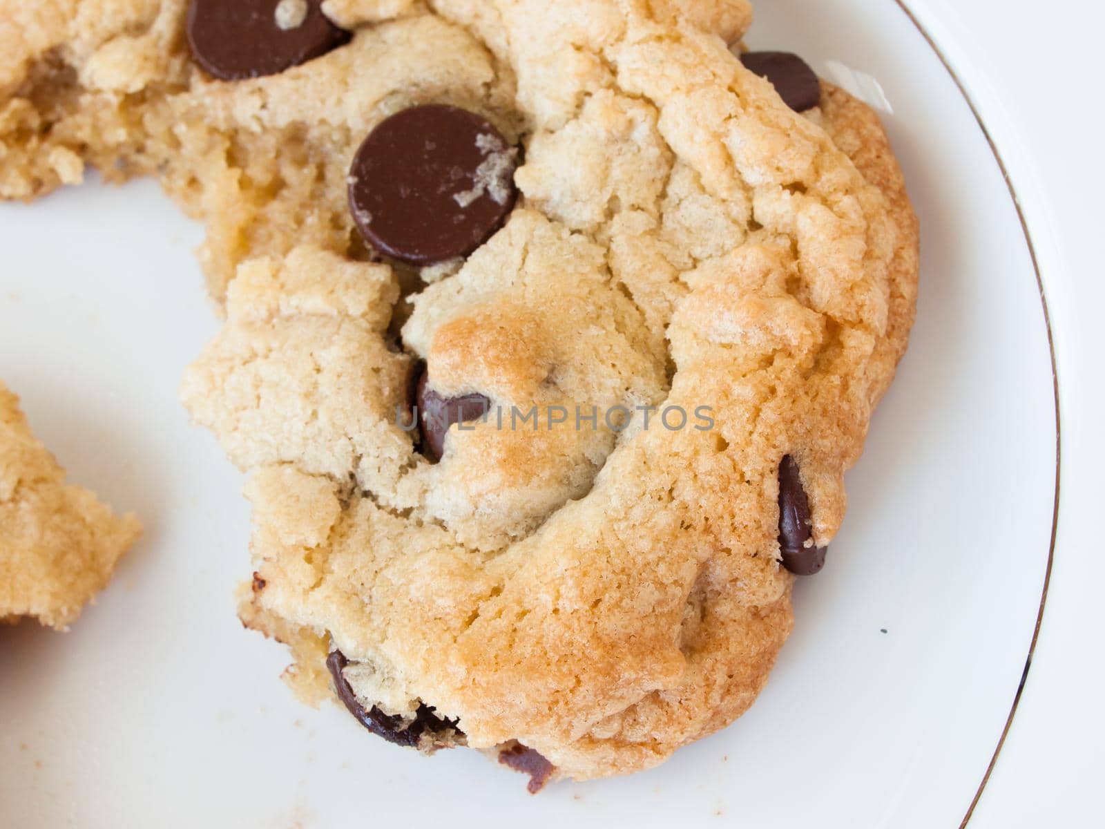 Chocolate Chip Cookies by arinahabich