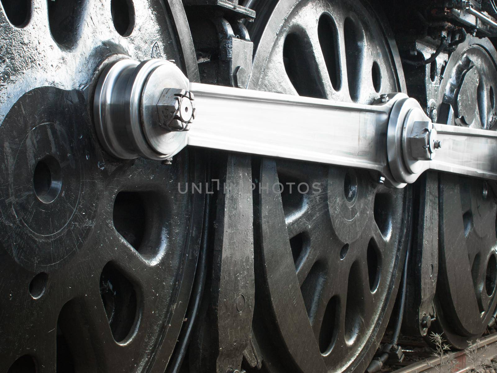 Driving wheels of the steam locomotive No. 844 of Union Pacific Railroad.