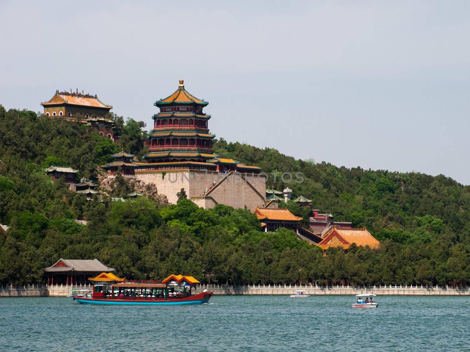 Summer Palace, Beijing by arinahabich