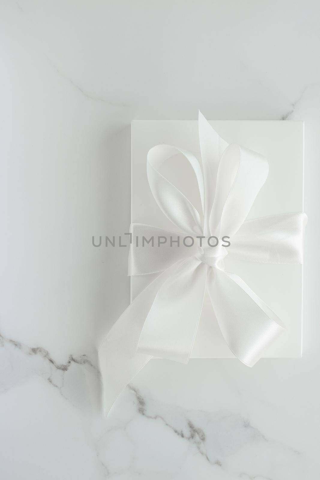 Luxury wedding gifts on marble by Anneleven