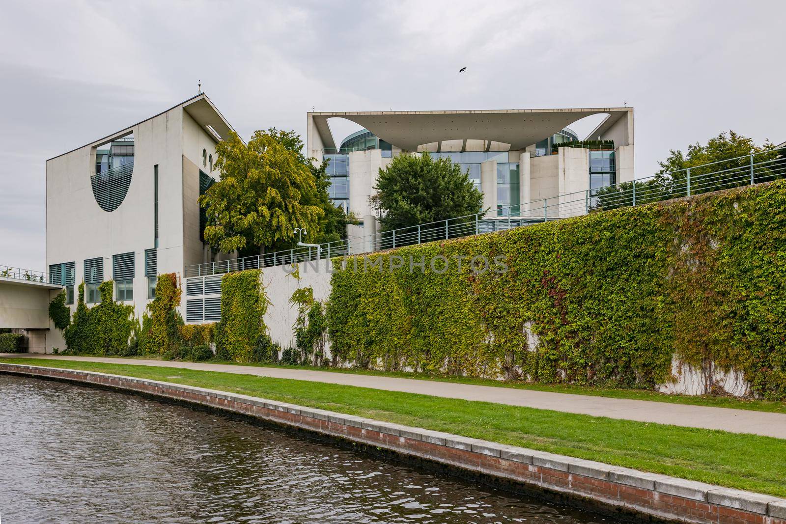 Das Kanzleramt von Olaf Scholz am Bettina-von-Arnim-Ufer, Berlin, Deutschland