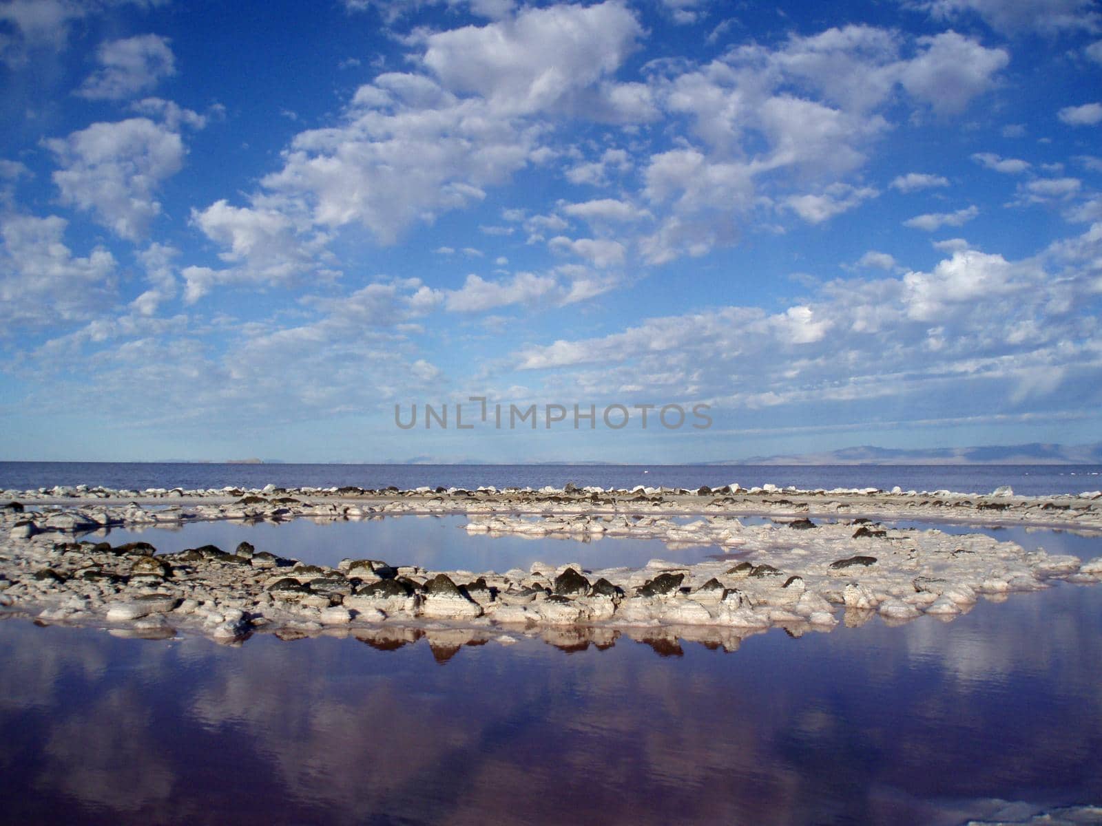 Center of the Spiral Jetty by EricGBVD