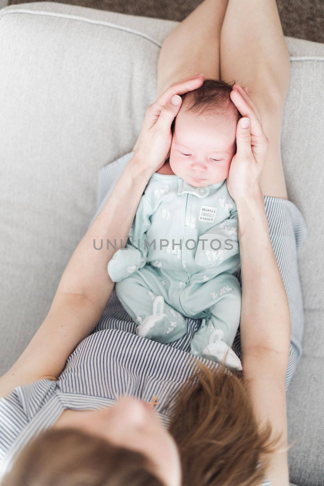 Newborn portrait by arinahabich