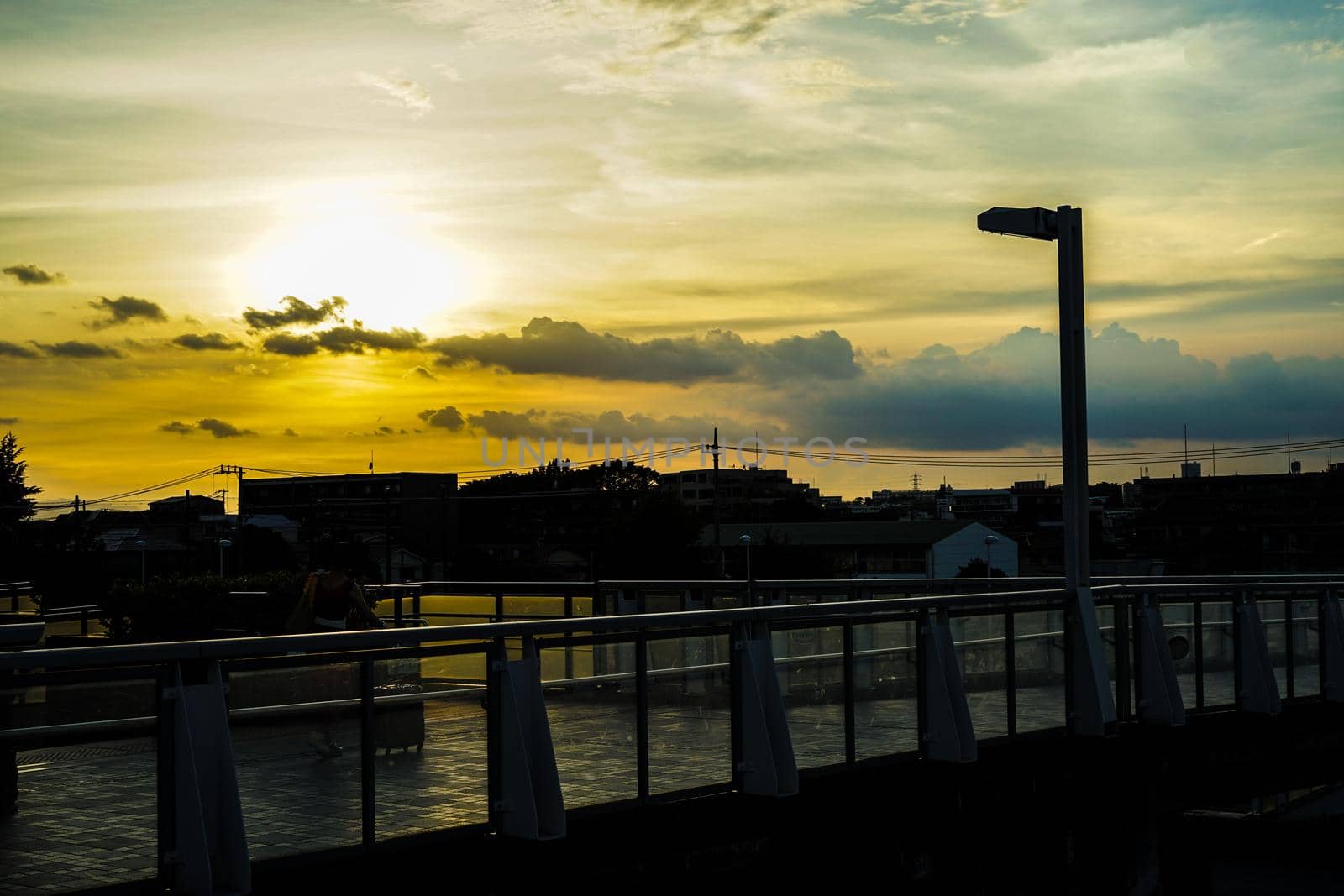 New child cheap cityscape and dusk. Shooting Location: Yokohama-city kanagawa prefecture