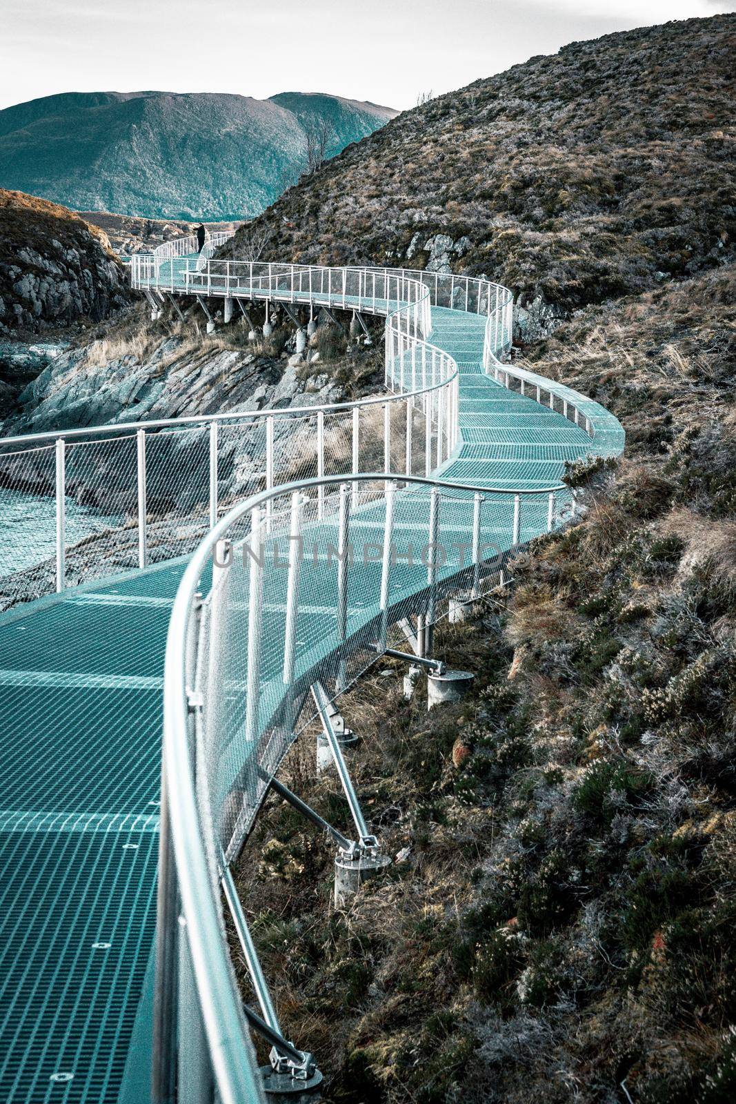 A unique winding bridge along a part of the Norwegian sea; the area of Atlantic road