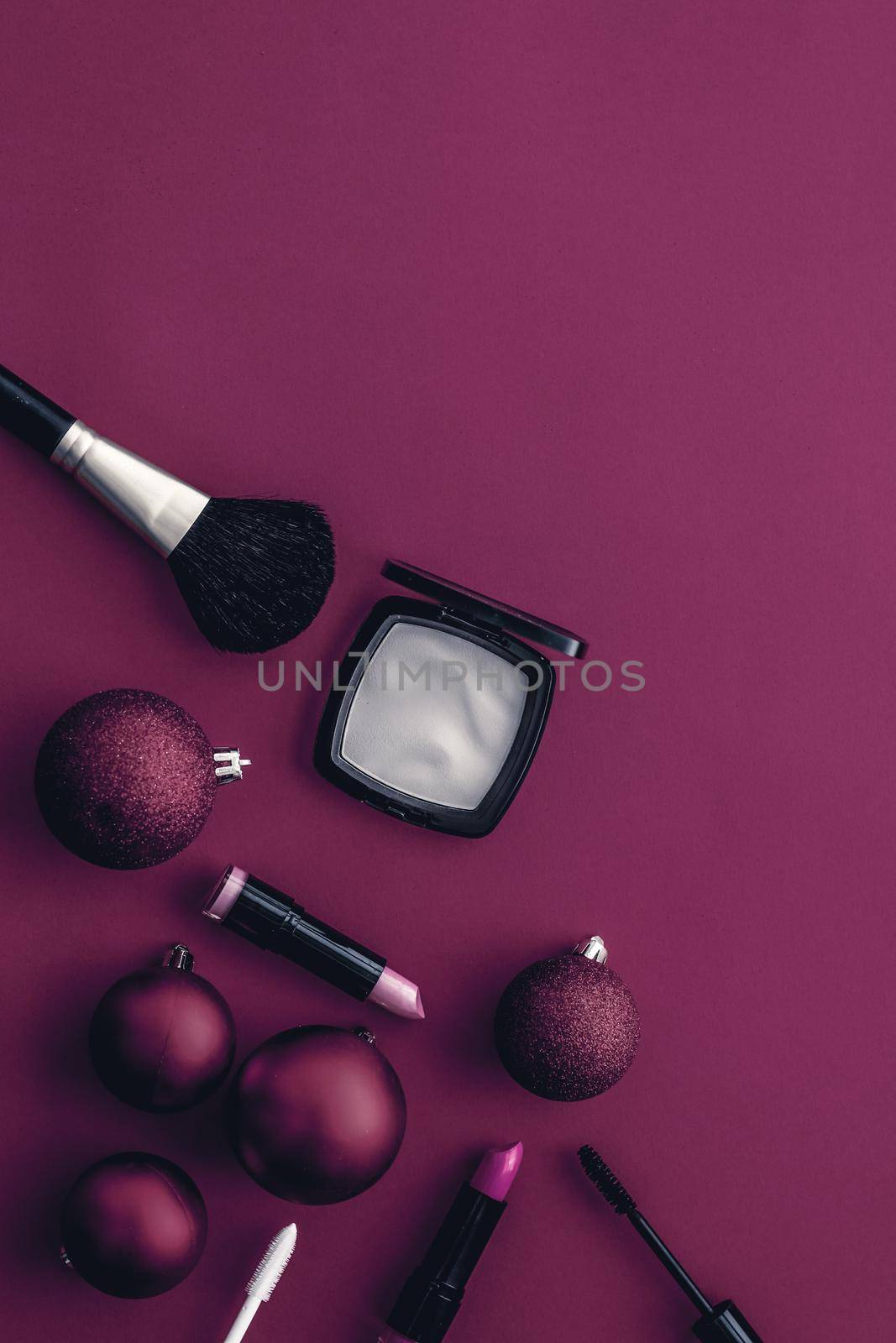 Cosmetic branding, fashion blog cover and girly glamour concept - Make-up and cosmetics product set for beauty brand Christmas sale promotion, luxury magenta flatlay background as holiday design