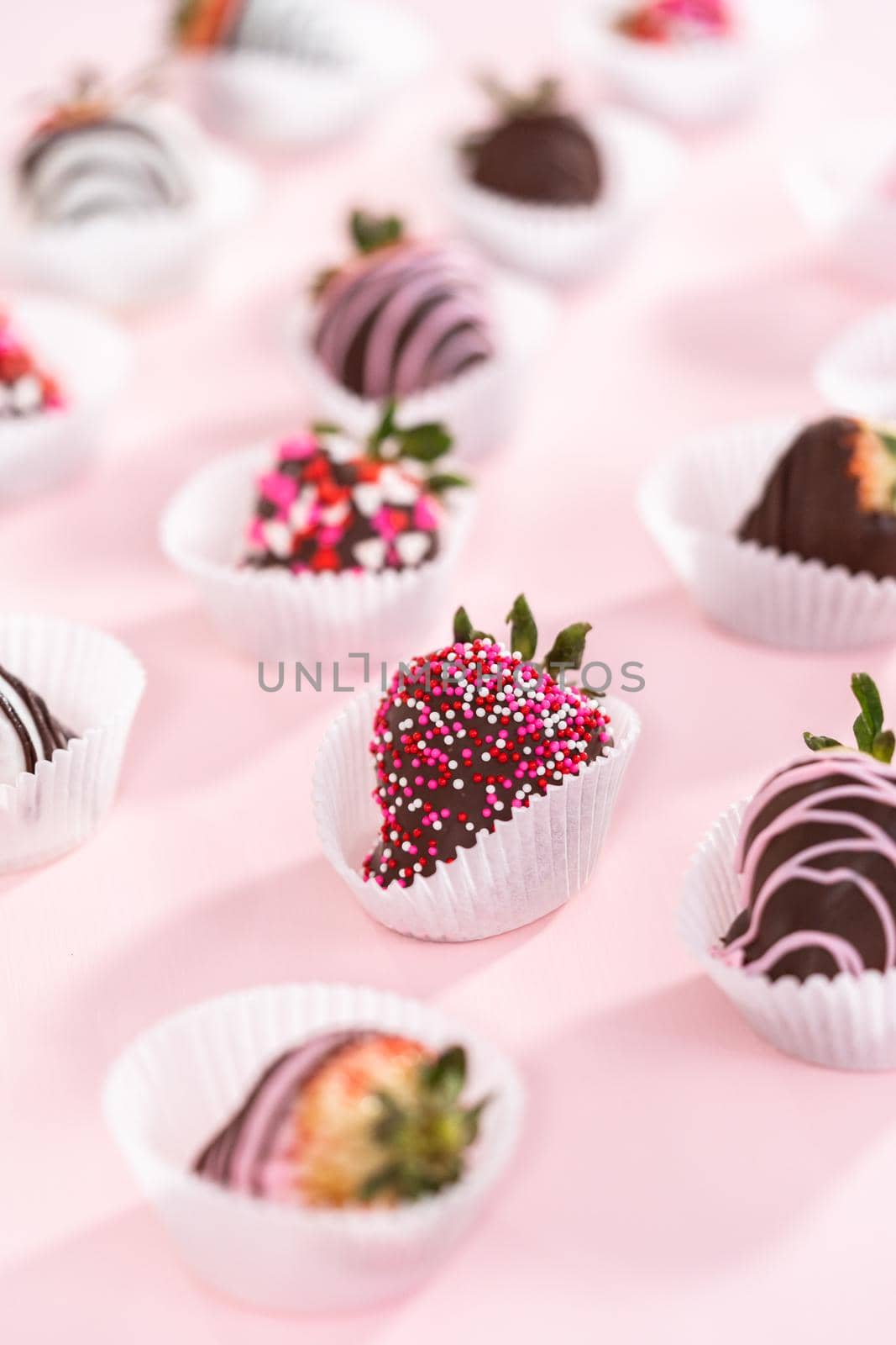 Chocolate dipped strawberries by arinahabich