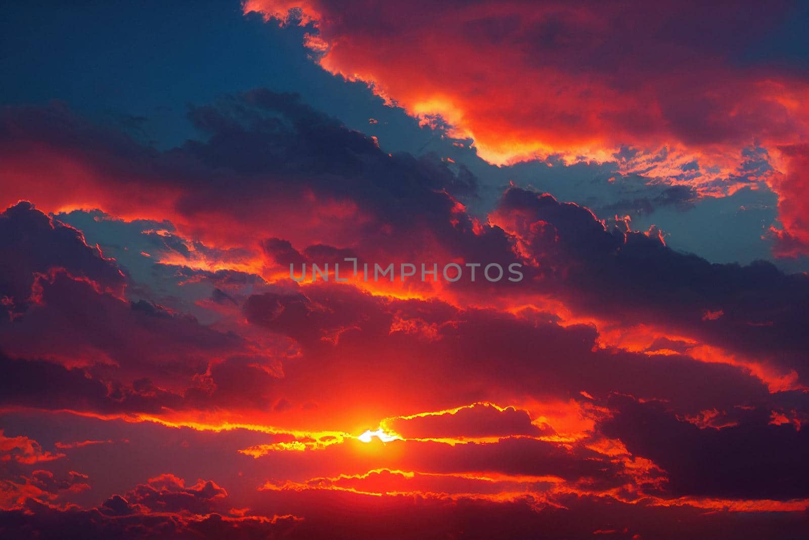 Beautiful orange sky and clouds at sunset. orange sunset, golden sky.