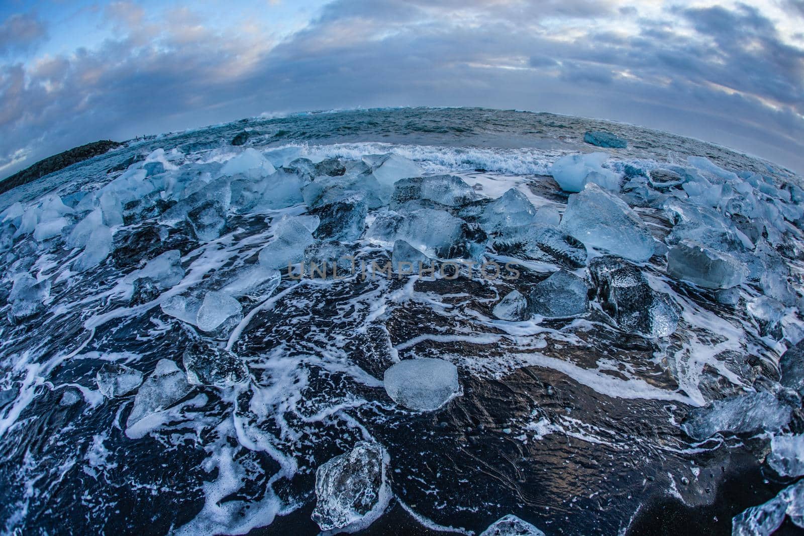 Yorkels Aur Roon Glacier Lake. Shooting Location: Iceland