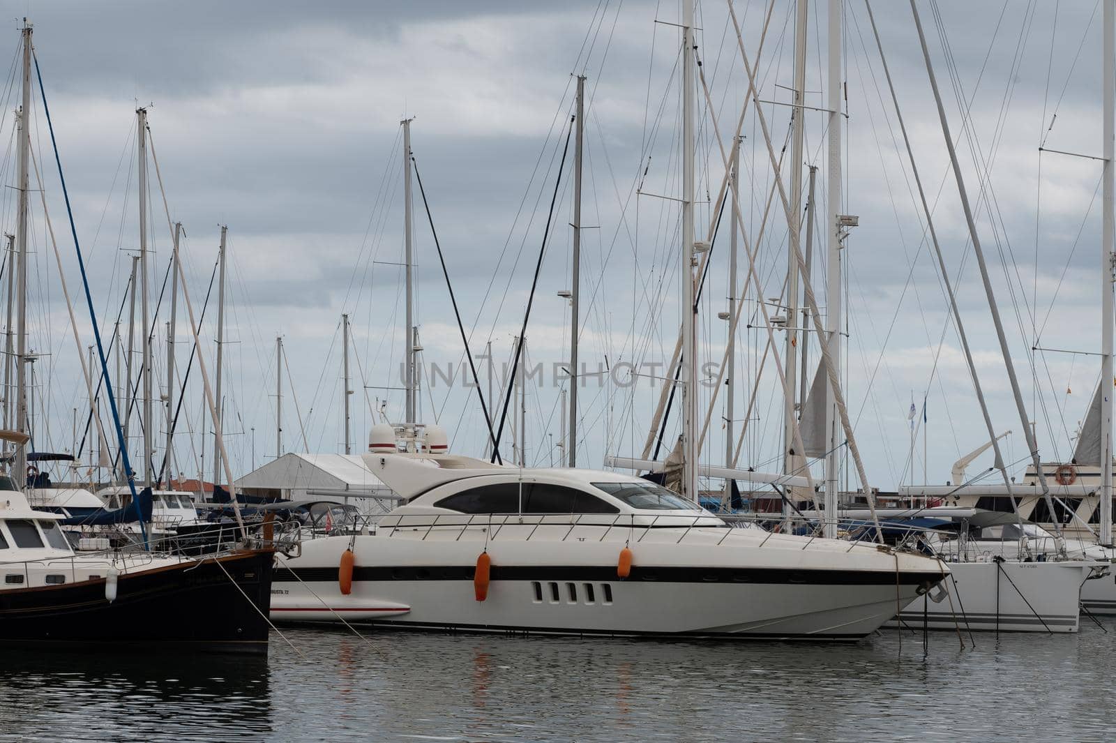 Cambrils, Spain : 2022 September 10 : Boats on the docks of the port of Cambril in the summer of 2022.
