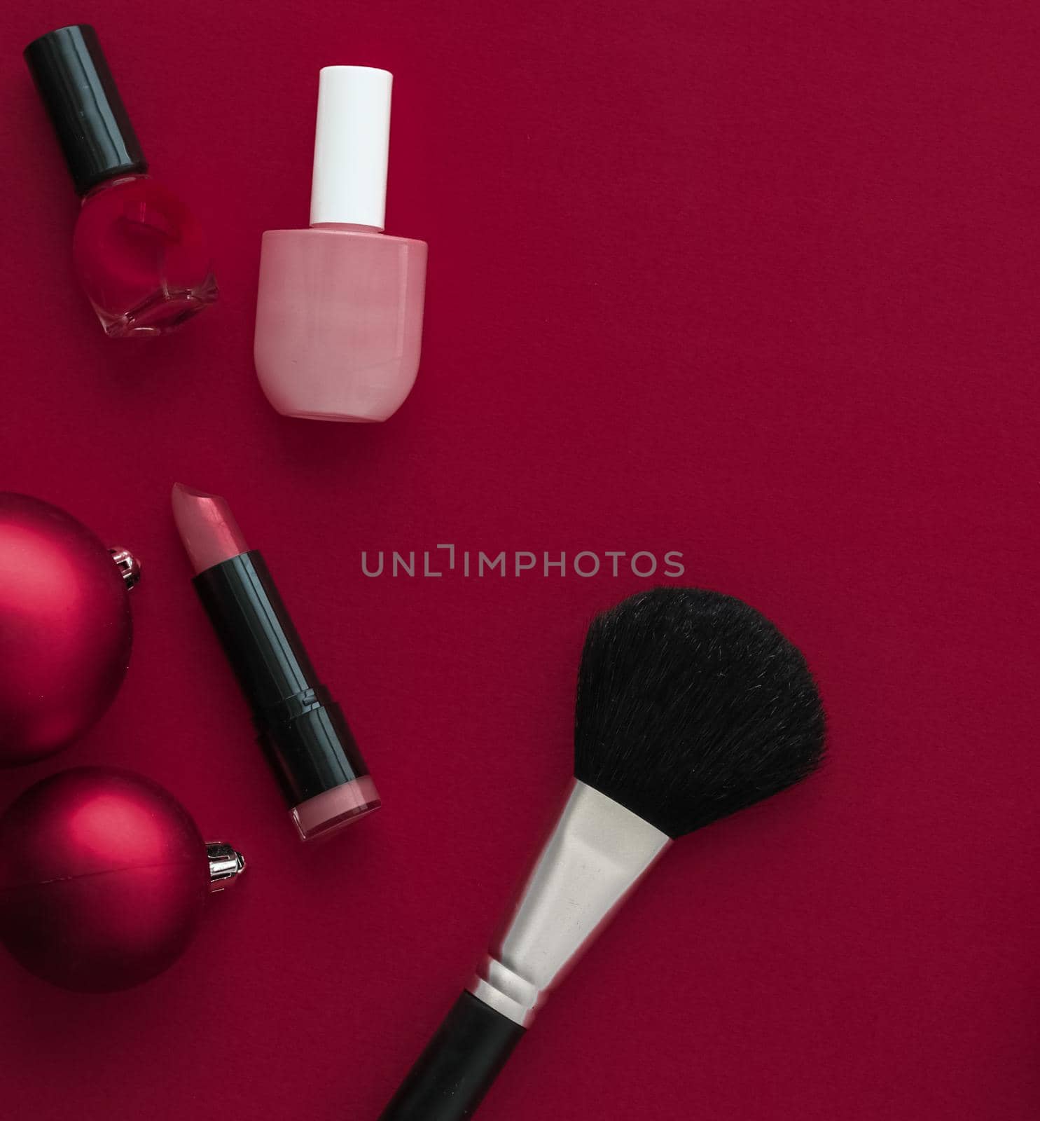 Cosmetic branding, fashion blog cover and girly glamour concept - Make-up and cosmetics product set for beauty brand Christmas sale promotion, luxury wine flatlay background as holiday design