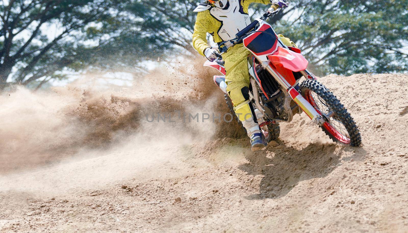 motocross speed in track. by toa55