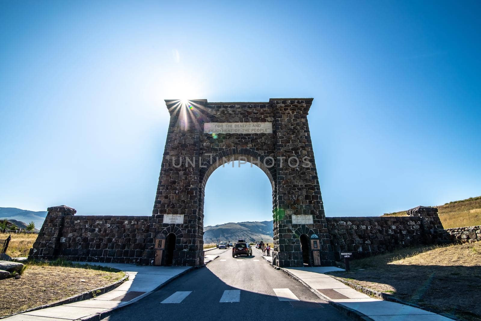 yellowstone national park wyoming landscapes