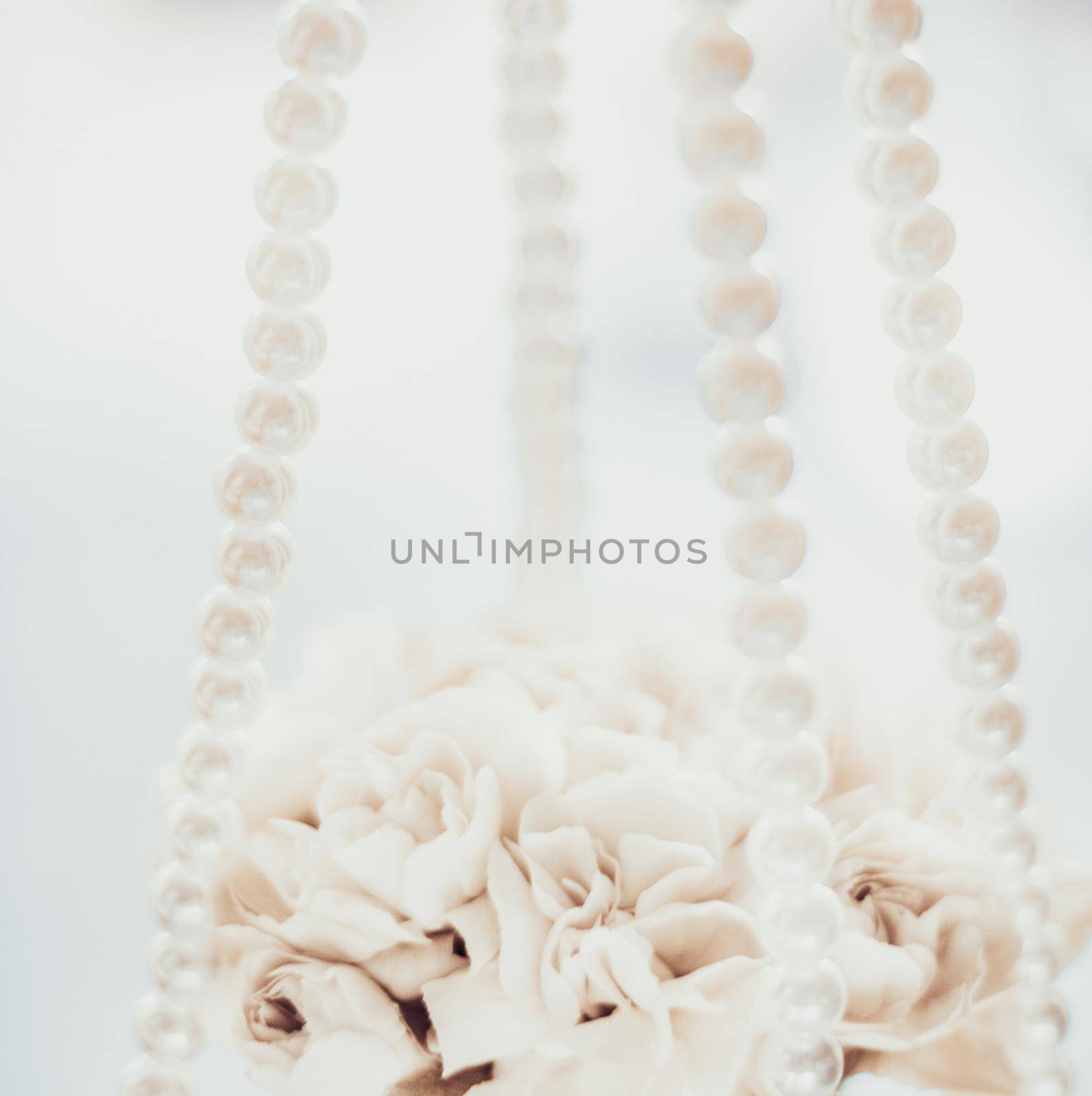 Bridal bouquet, wedding decoration by Anneleven