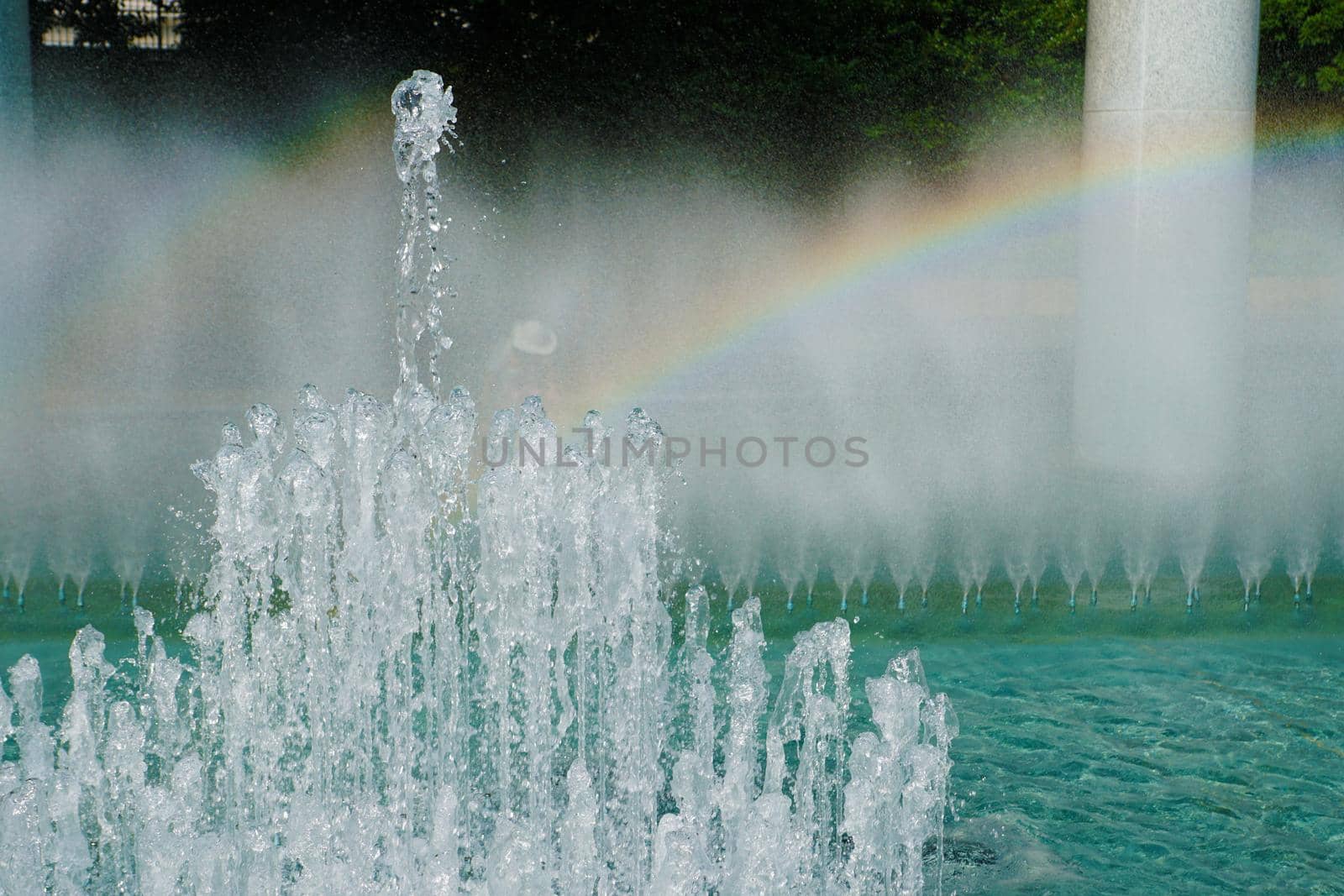 Fountain and rainbow. Shooting Location: Tokyo metropolitan area