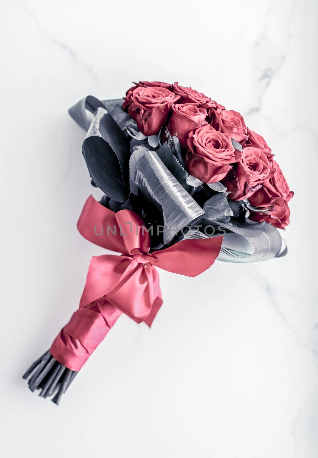 Gift for her, romantic relationship and floral design concept - Luxury bouquet of coral roses on marble background, beautiful flowers as holiday love present on Valentines Day