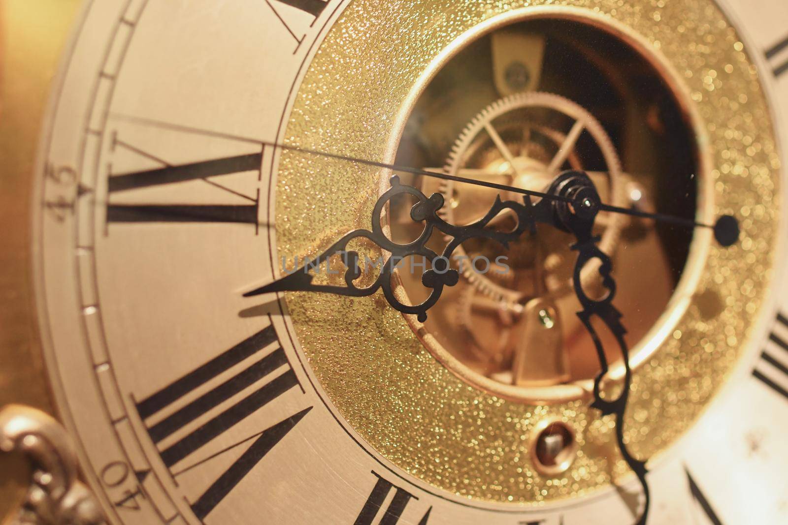 A gold vintage clock hands