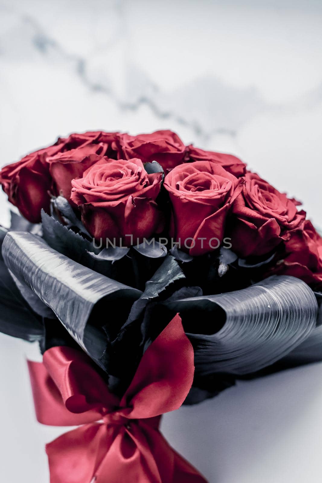 Gift for her, romantic relationship and floral design concept - Luxury bouquet of coral roses on marble background, beautiful flowers as holiday love present on Valentines Day