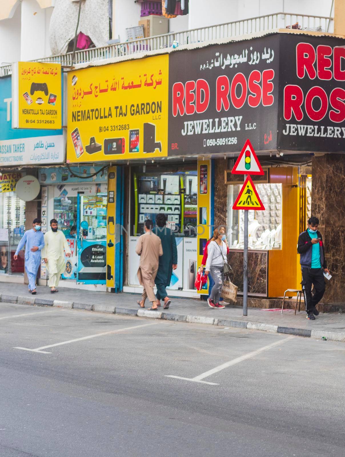 Dubai, UAE - 12.22.2021 - Busy streets of Satwa area.