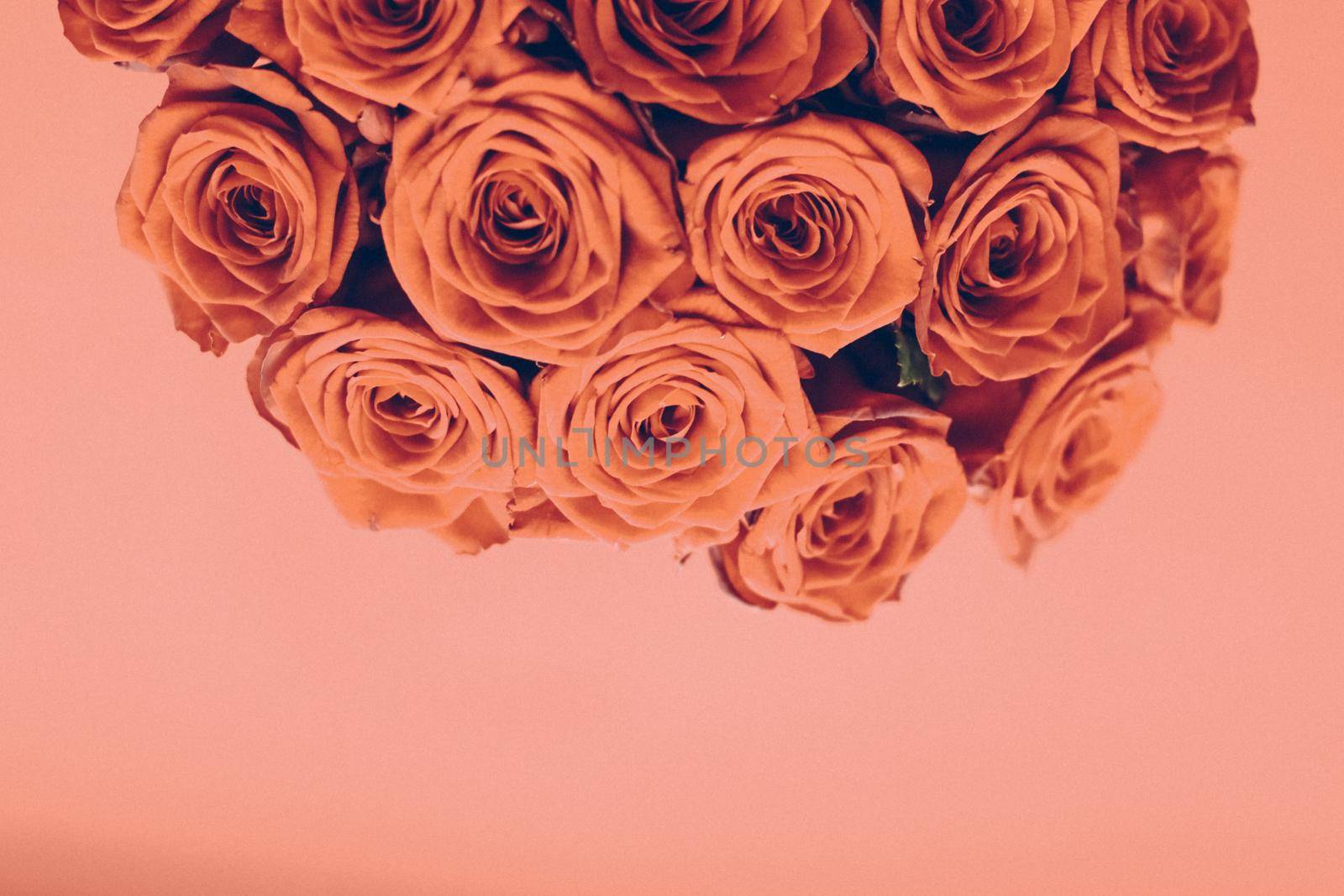 Blooming rose, flower blossom and Valentines Day gift concept - Vintage luxury bouquet of orange roses, flowers in bloom as floral holiday background