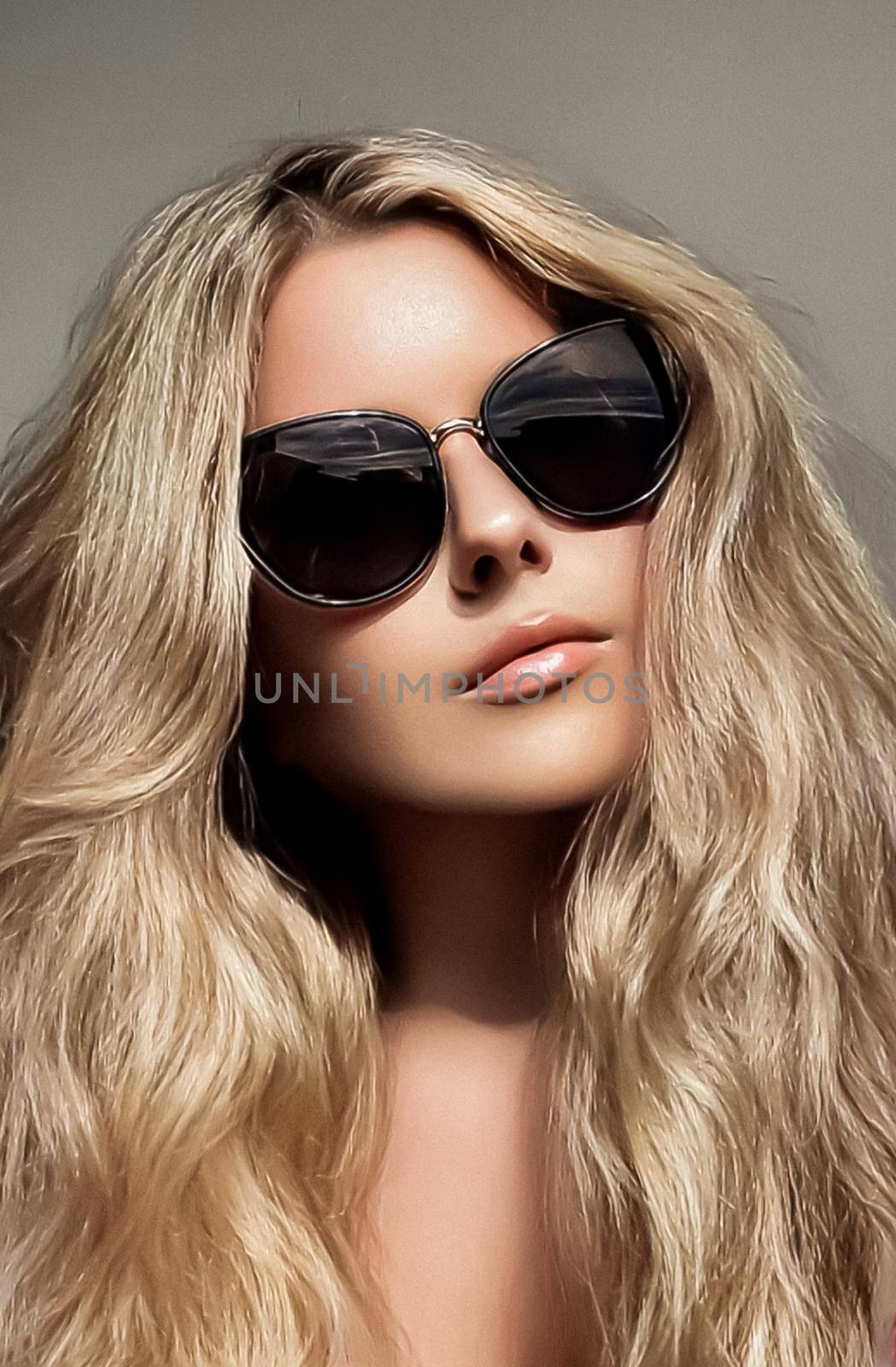 Luxury fashion, blonde hairstyle and accessories, beauty face portrait of a woman with long blond hair, wearing chic sunglasses, glamour style close-up