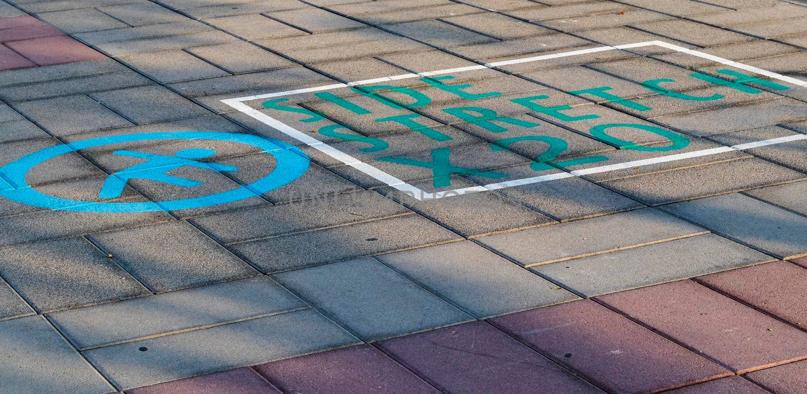 Fitness paintings on the pavement. Lifestyle by pazemin