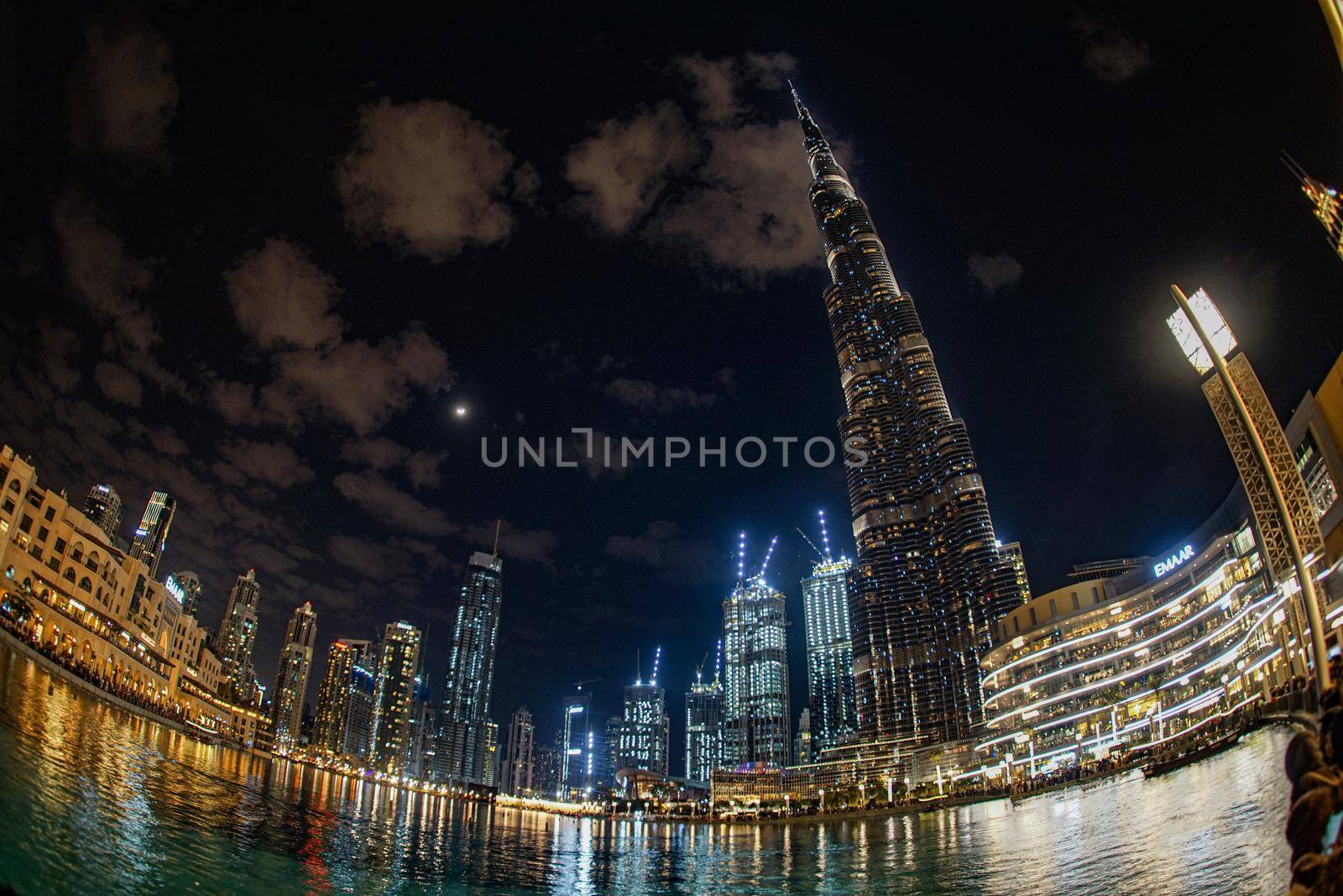 Burjucalifers Night Scene (United Arab Emirates). Shooting Location: Dubai