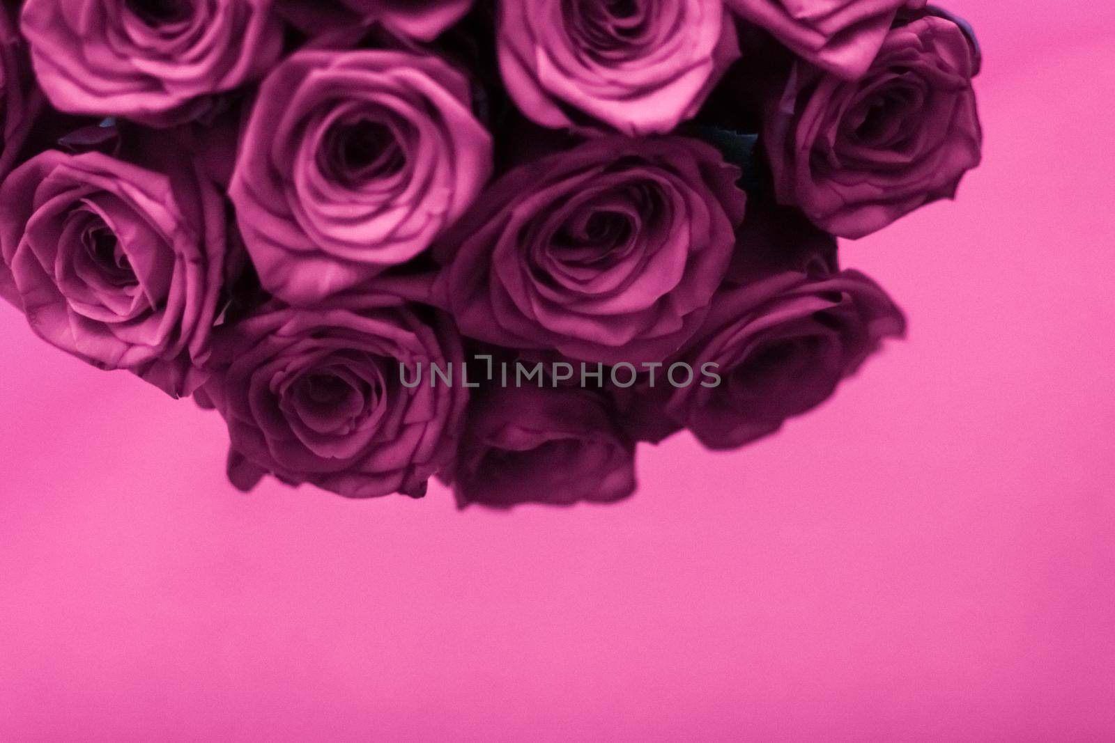 Blooming rose, flower blossom and Valentines Day gift concept - Luxury bouquet of purple roses, flowers in bloom as floral holiday background