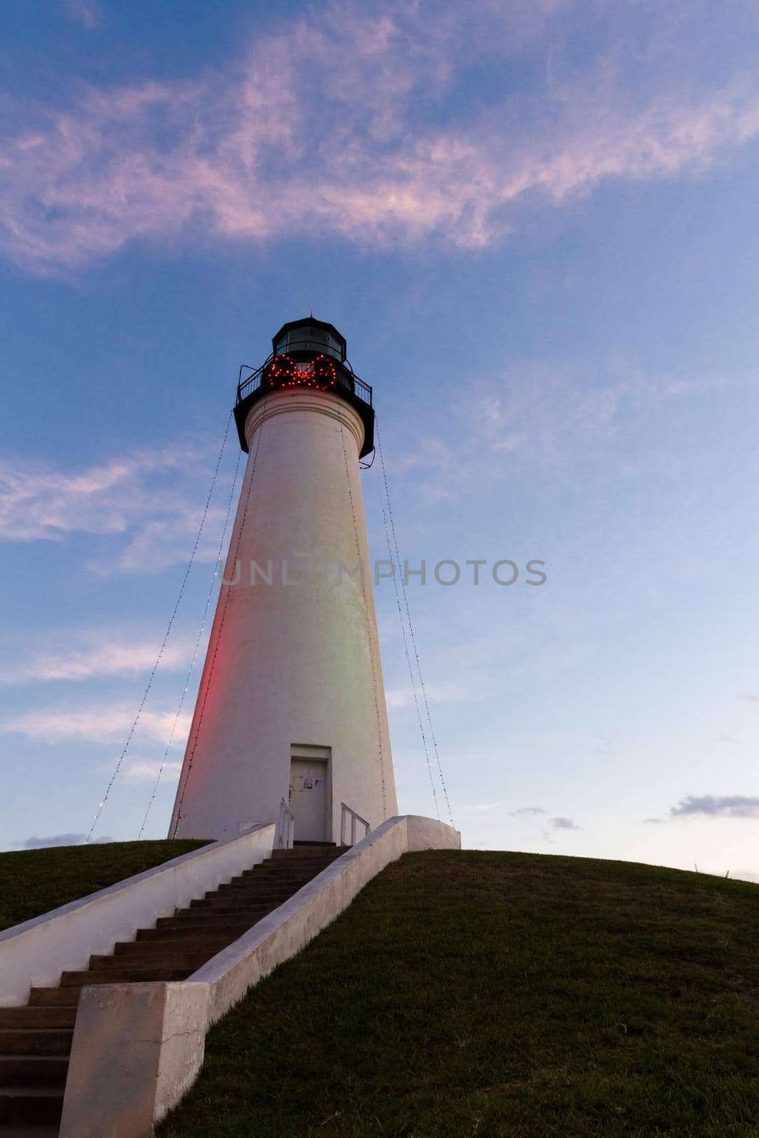 Lightouse by arinahabich