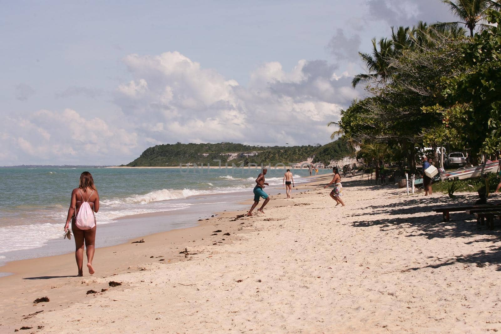 porto seguro, bahia  brazil - january 2, 2010: View of the Espelho Beach in the city of Porto Seguro.