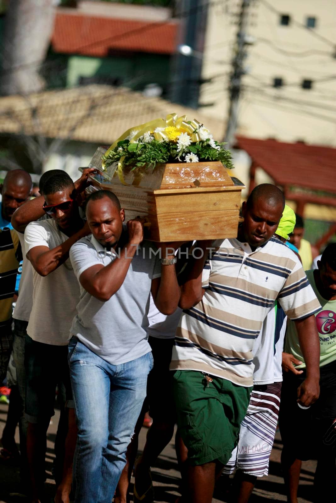 burial in public cemetery in salvador by joasouza