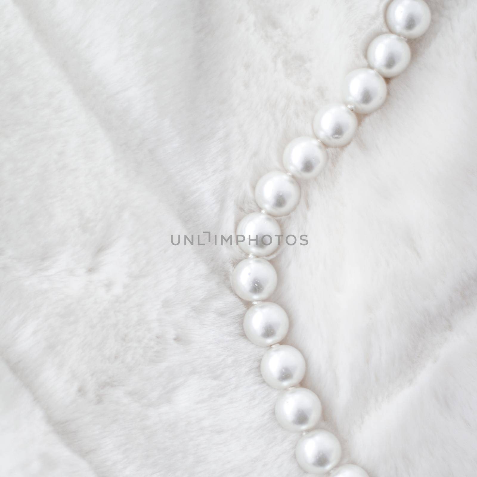 Jewelry branding, elegance and sale concept - Winter holiday jewellery fashion, pearl necklace on fur background, glamour style present and chic gift for luxury jewelery brand shopping, banner design