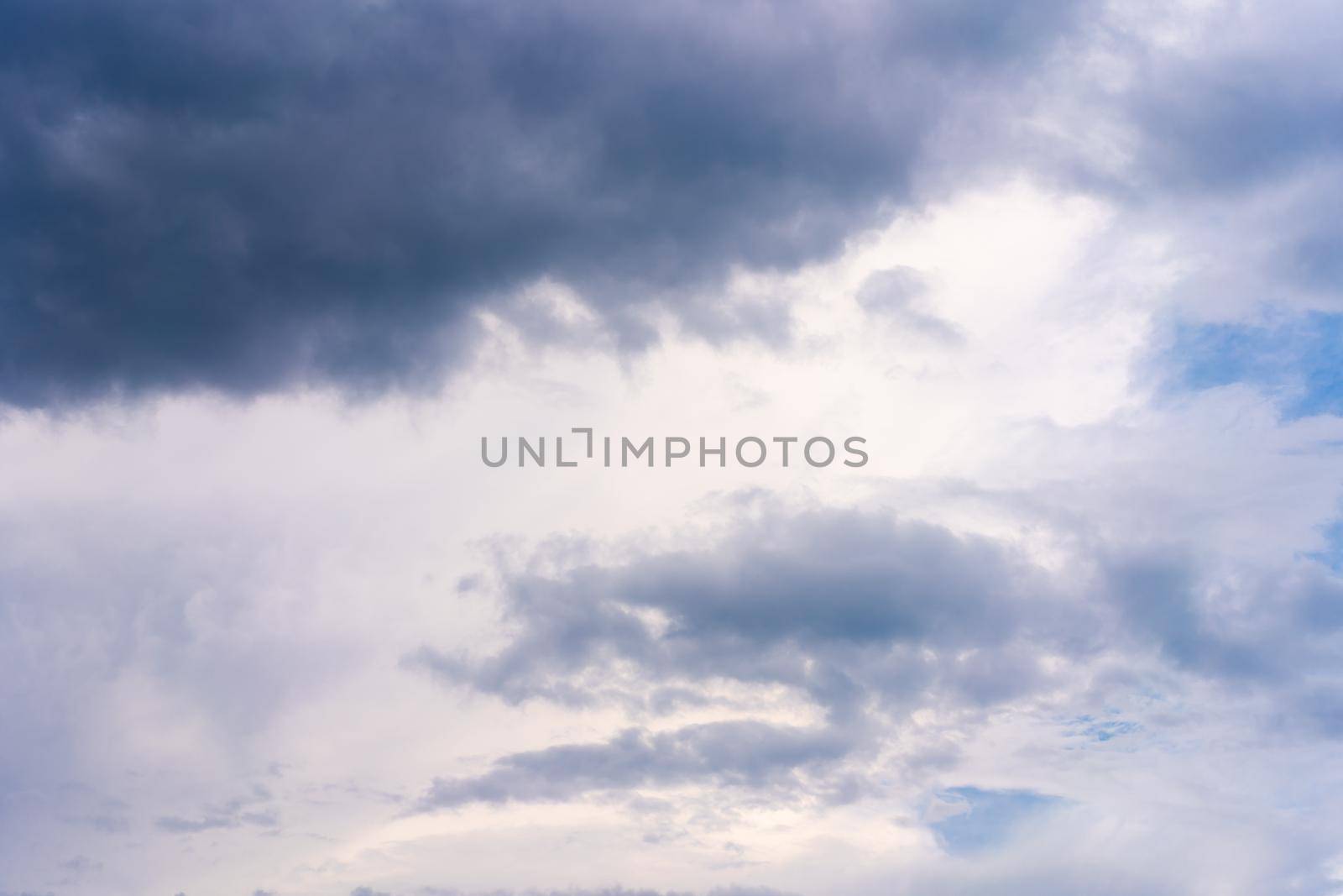 Dramatic cloud sky background Heawy rainy clouds Beautiful cloudscape Blue colors