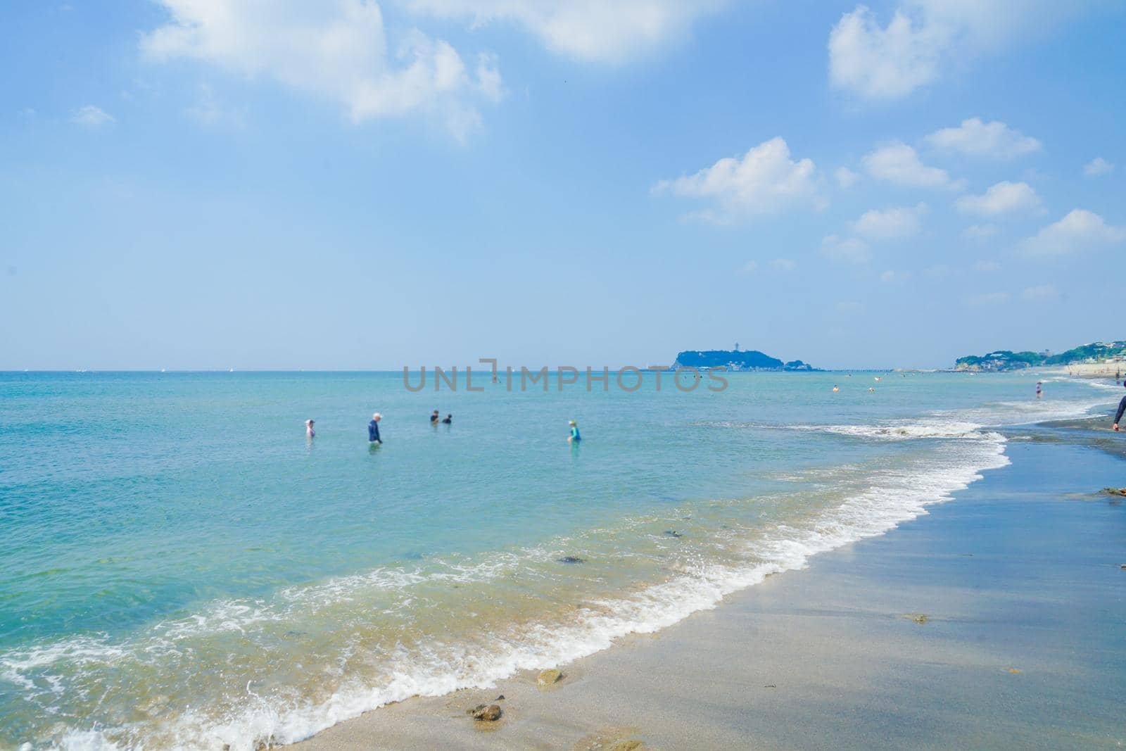 Midsummer Shichigahama coast (early morning). Shooting Location: Kamakura City, Kanagawa Prefecture