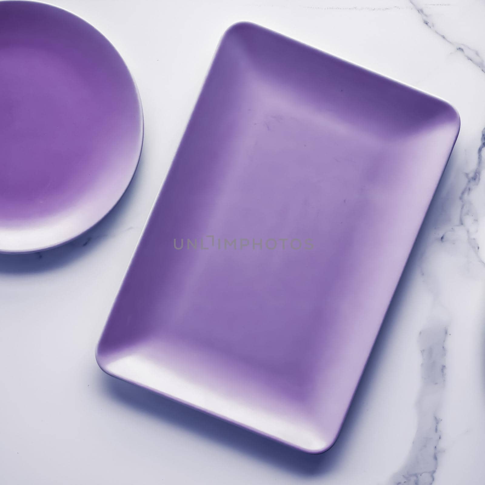 Branding, cuisine and culinary concept - Purple empty plate on marble table background, tableware decor for breakfast, lunch and dinner for restaurant brand menu recipe, luxury holiday flatlay design