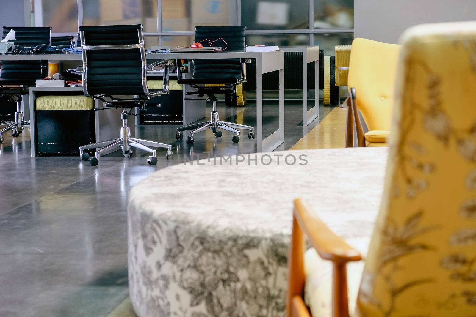 modern office interior by ponsulak