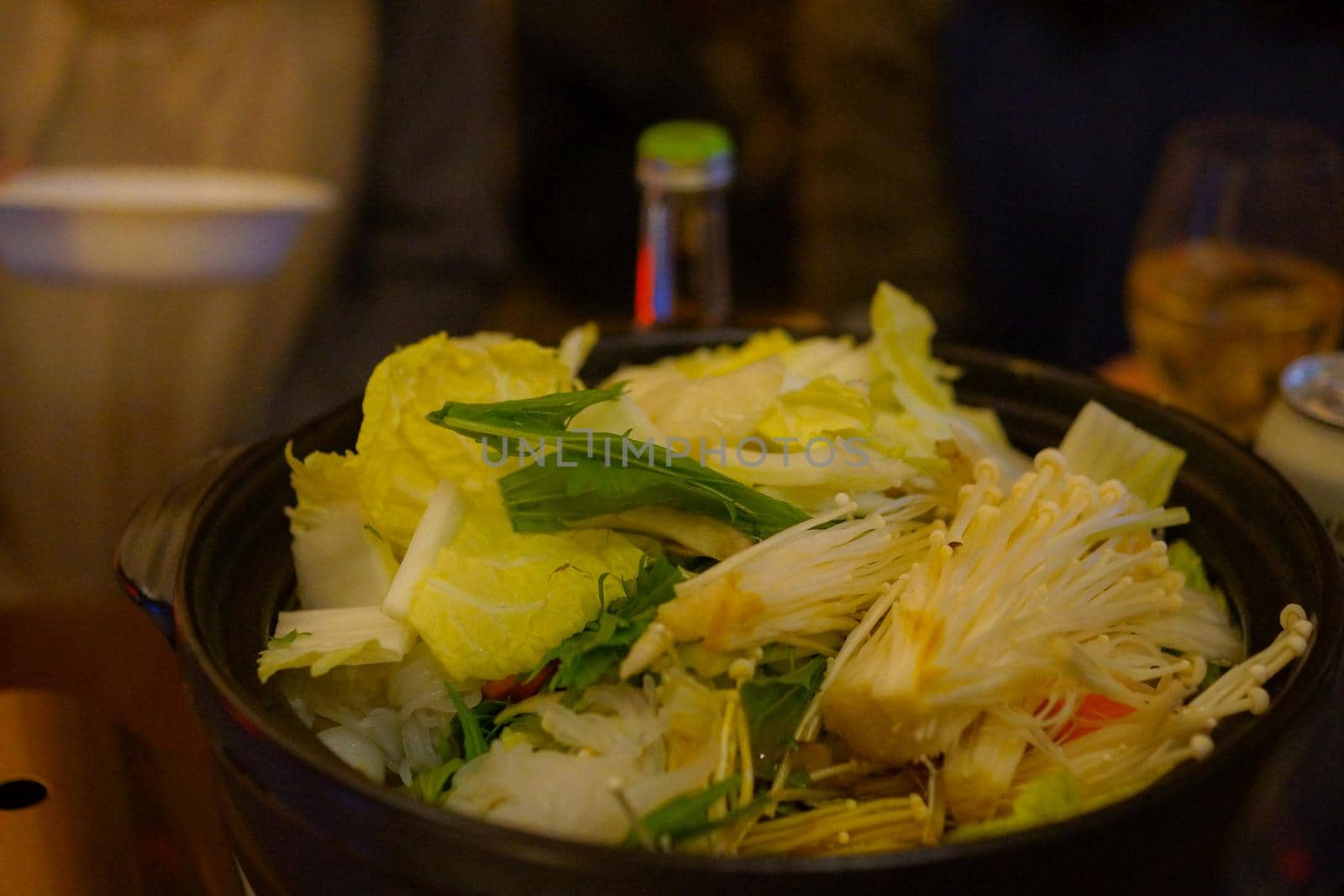 Winter standard and pot image. Shooting Location: Tokyo metropolitan area